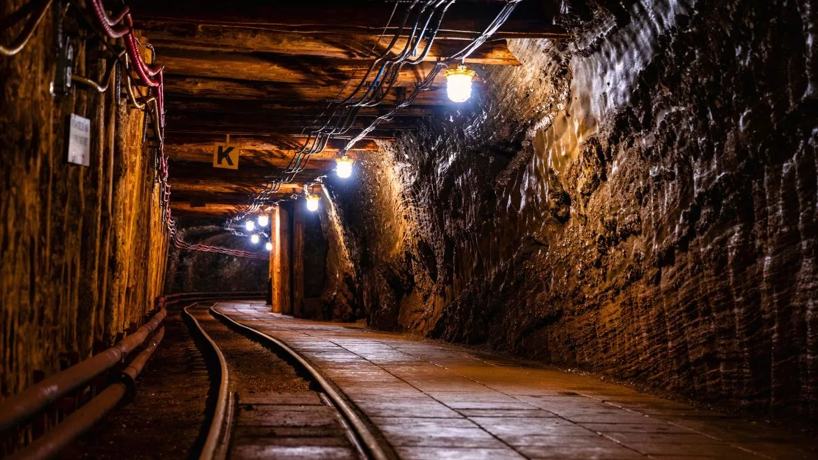 Saudi Arabia AI Mining .jpeg