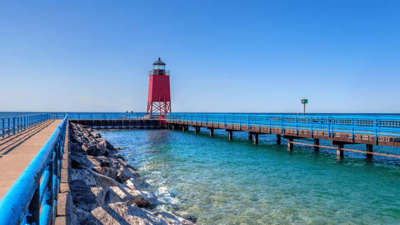 A picture of a lighthouse in Michigan