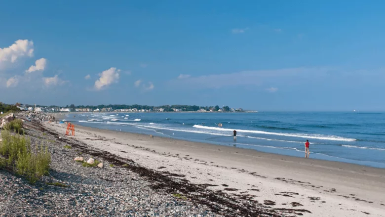 A New England beach scene