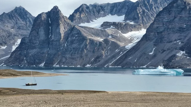 An image of a mountain in Greenland