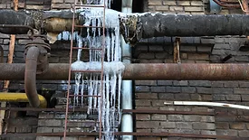 an image of a frozen water pipe in chicago