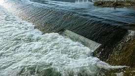An image of a dam