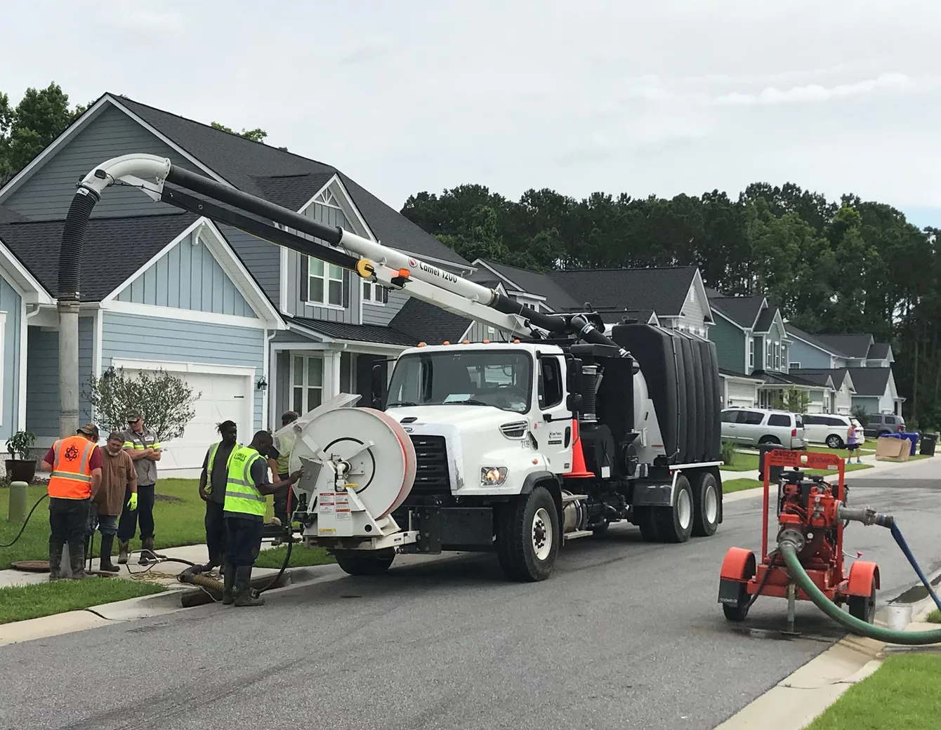 Drill rig truck