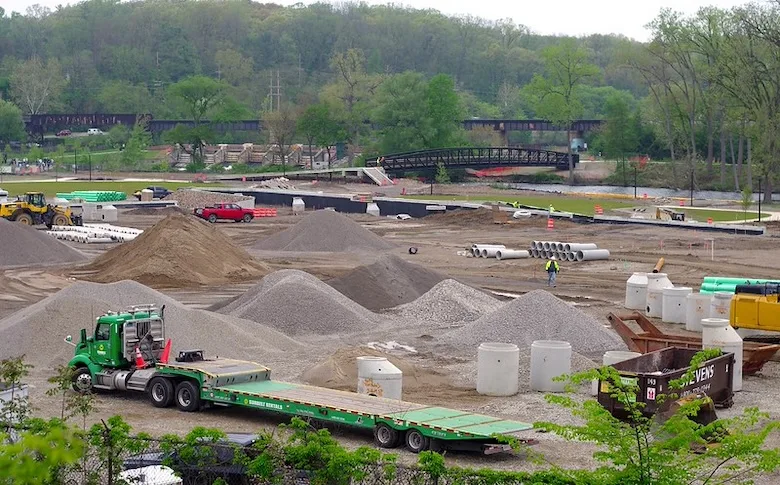 A site of the former gas works which had left substantial soil contamination behind.