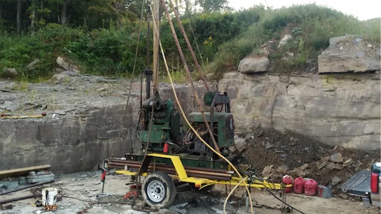 Typical Style Geotech Drill Introduced in 1960 Typical Style Geotech Drill Introduced in 1960