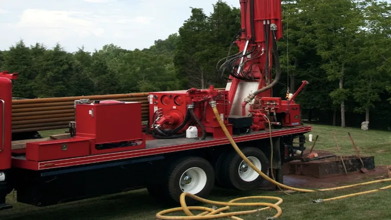 Water well truck