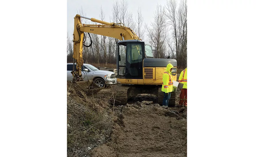 Using bentonite-based blends with SAPs