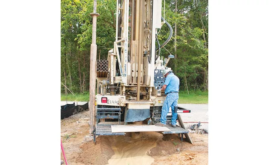 TH60 drilling rig