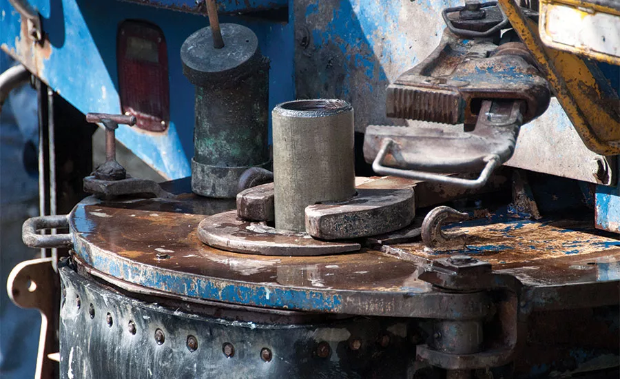 casing while drilling