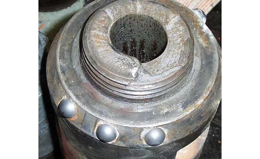 broken pin on a DTH hammer backhead