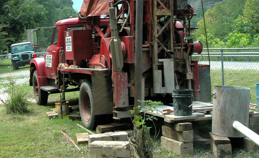 cable tool drilling rig
